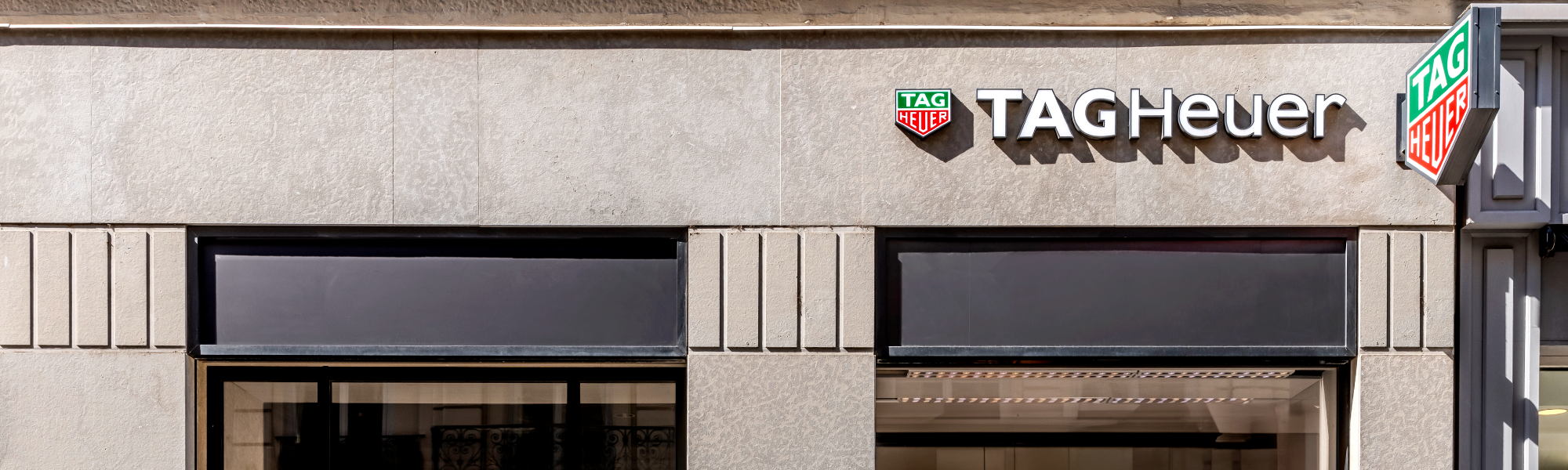 TAG Heuer banner contact.png